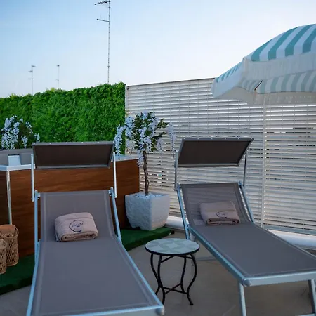 Amare Luxury And Vista Mare דירה